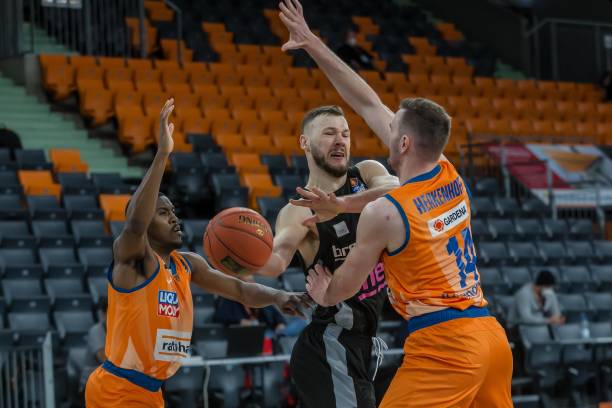 斯不仅仅是 斯不仅仅是