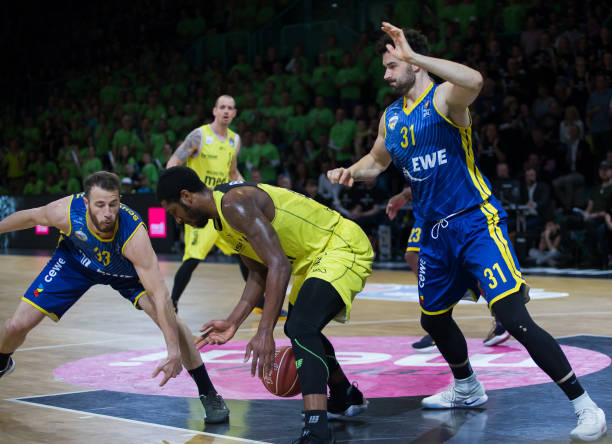 越来越多的 越来越多的